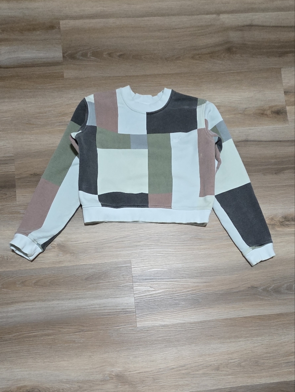 Kith Haylen Cropped Sweatshirt - Cream, Olive, Mauve, Charcoal Size M - Picture 5 of 14